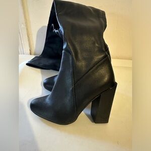 Black thigh high Steve Madden boot size 5